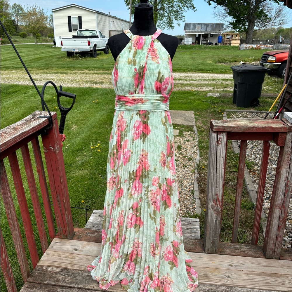 Eliza J Pink and Blue Pleated Tie Back Maxi Dress